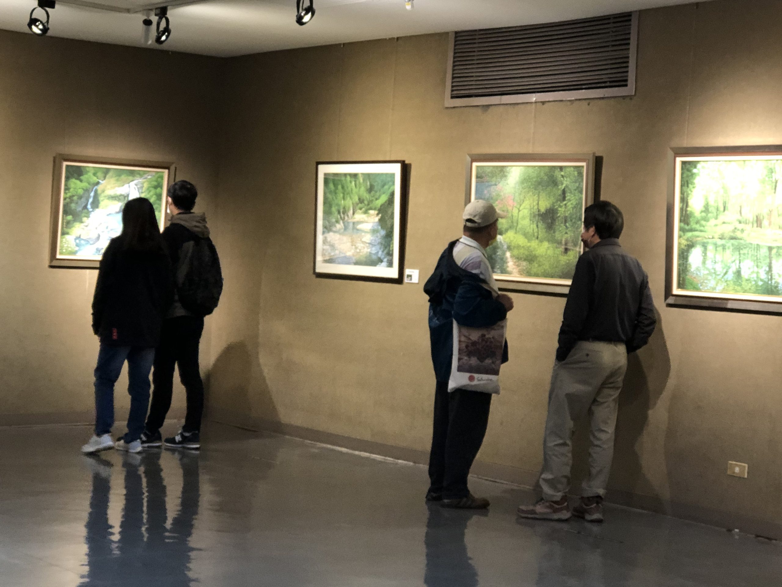 作者為觀眾導覽