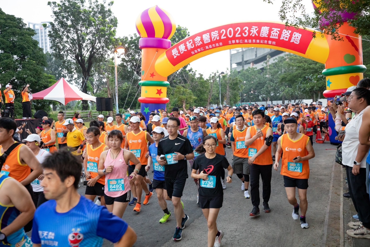 高雄長庚永慶盃路跑 醫護領隊打先鋒