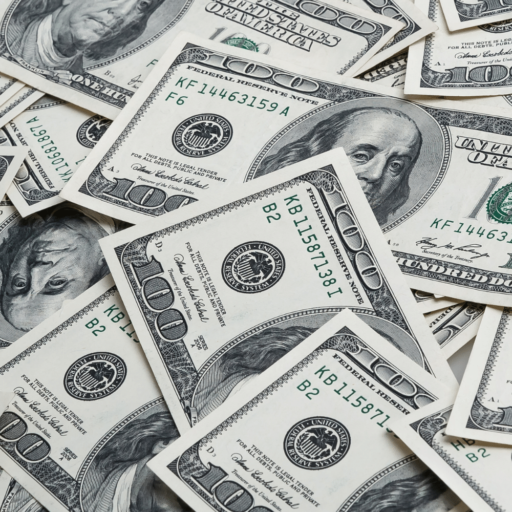 【專欄】美國經濟表現出色 中國經濟遭遇逆風