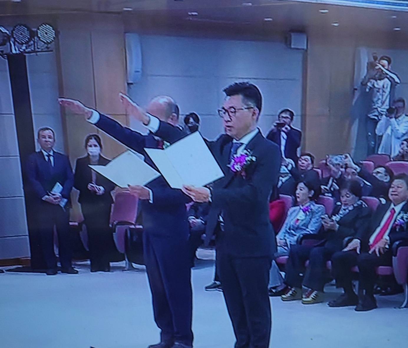 【專欄】立院龍頭之爭落幕 民眾黨夾縫求生