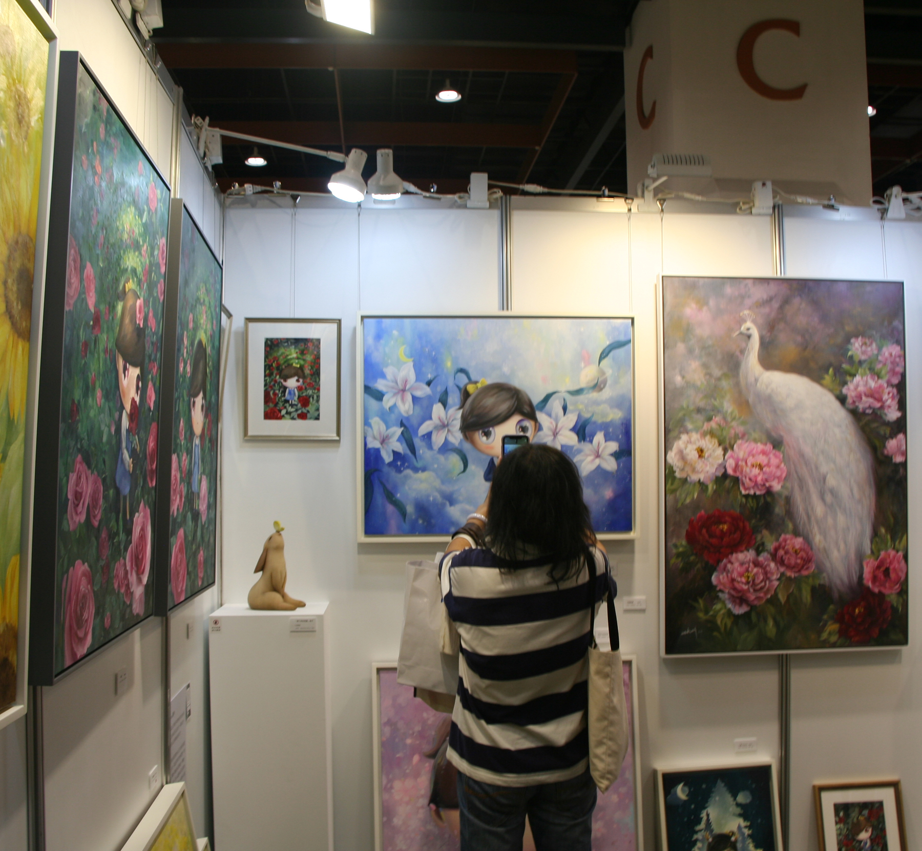 新興畫家作品表現，取決於個人經驗、感應和文化趨勢等多種條件。（資料照片）