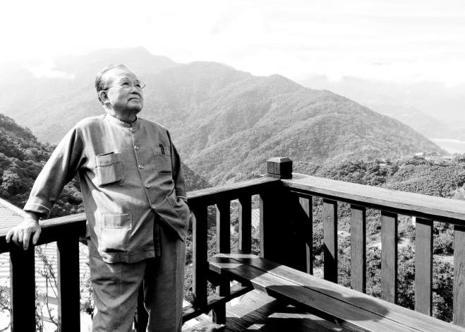 雲林國寶級傳奇雕刻家張敬大師辭世 縣府感念其藝文奉獻精神永存 雲林國寶級傳奇雕刻家張敬大師辭世 縣府感念其藝文奉獻精神永存