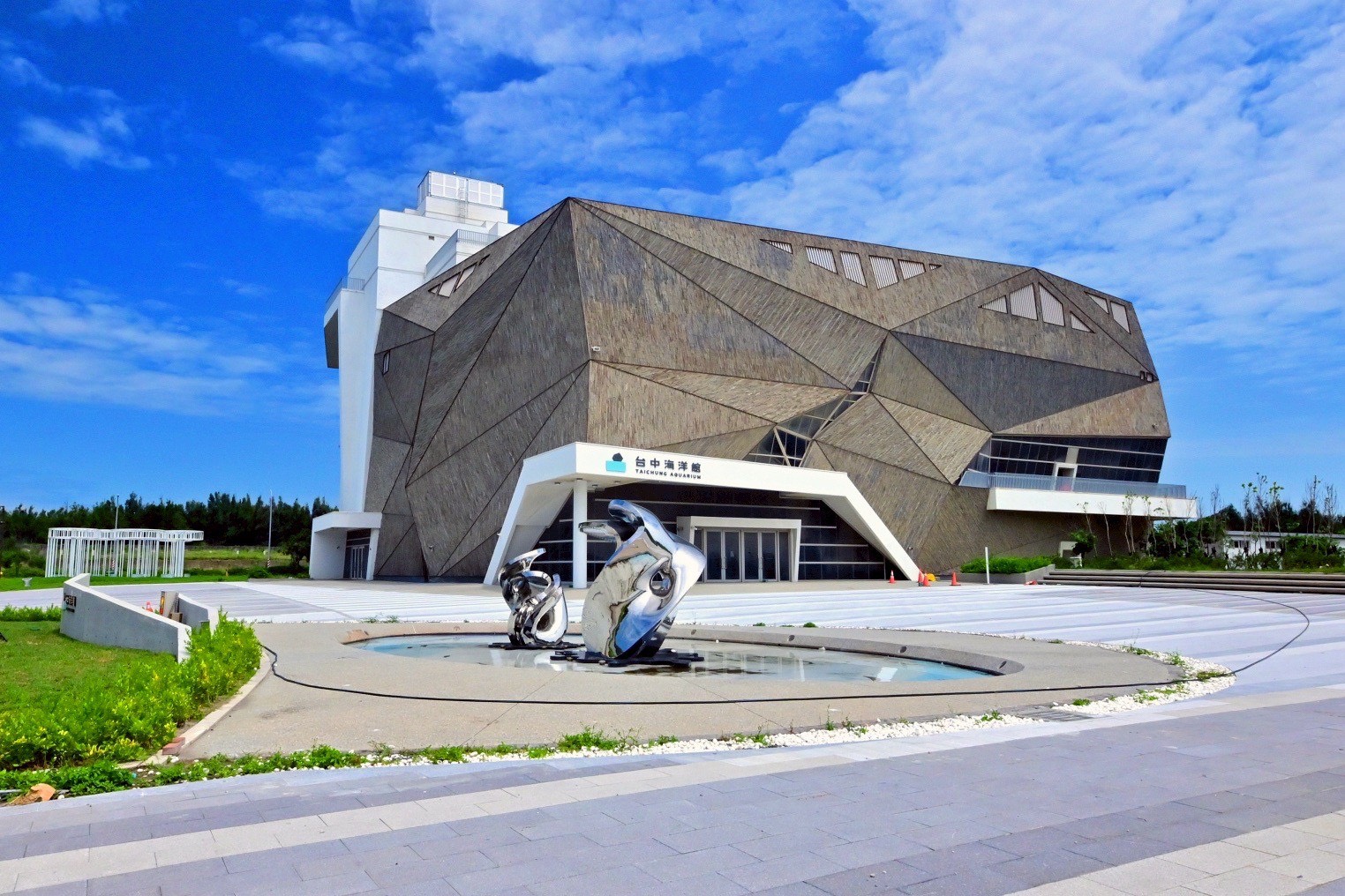 「台中海洋館」8/21開館營運 觀旅局:整合海線景點、形塑觀光帶 「台中海洋館」8/21開館營運 觀旅局:整合海線景點、形塑觀光帶