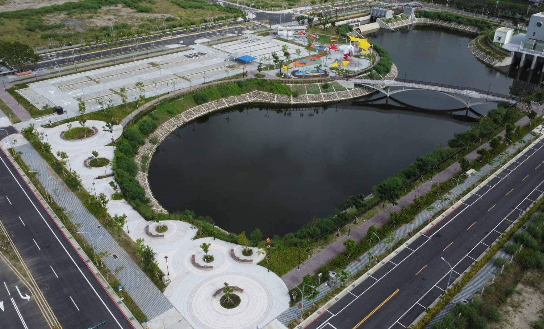 南市水利行政業務考核績效優異 減少淹水面積及減少地層下陷,榮獲全國第一,展現卓越治理成果 南市水利行政業務考核績效優異 減少淹水面積及減少地層下陷,榮獲全國第一,展現卓越治理成果