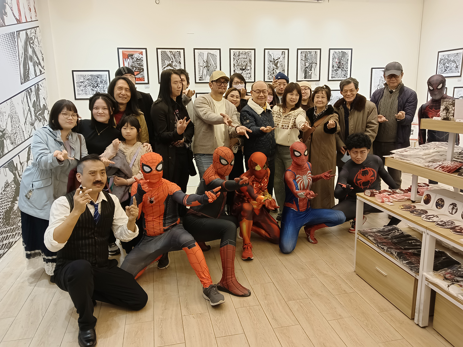 淘動漫舉辦Jimbo｢蜘蛛人宇宙｣個展。（攝影∕記者鄭松維）