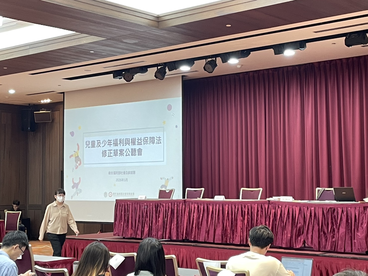 兒少法修法公聽會聚焦校園執行面　教師聯盟：保障兒少也要支持第一線教師