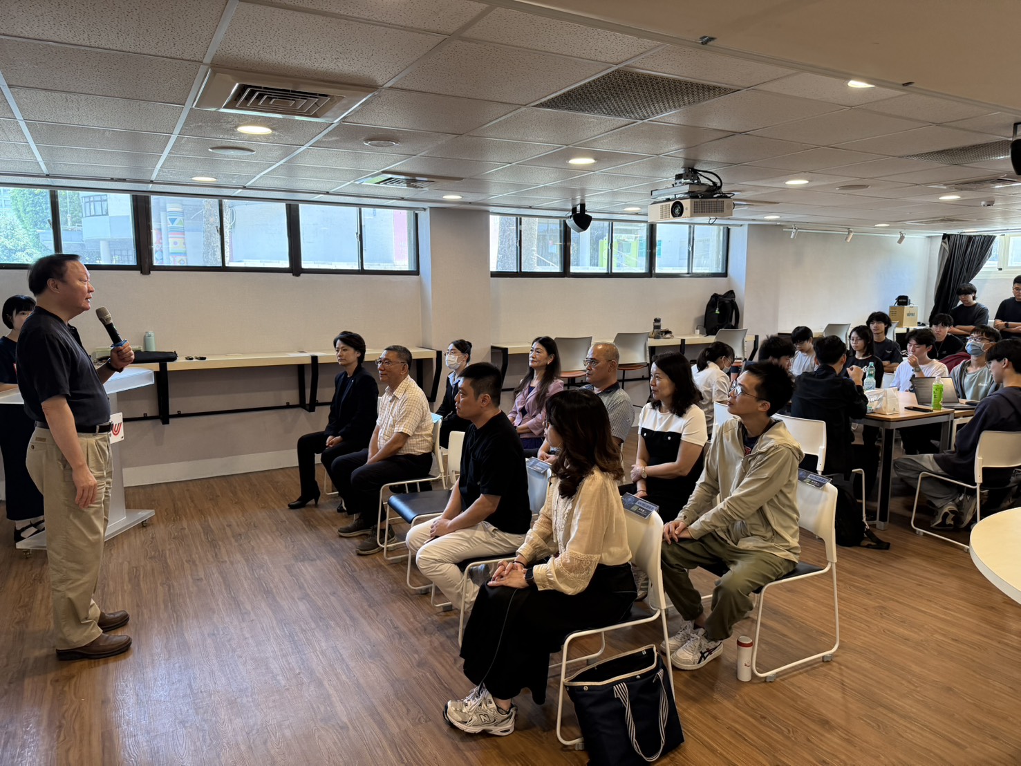 高師大攜手在地企業 以「故事驅動」開創產學共育新典範 高師大攜手在地企業 以「故事驅動」開創產學共育新典範
