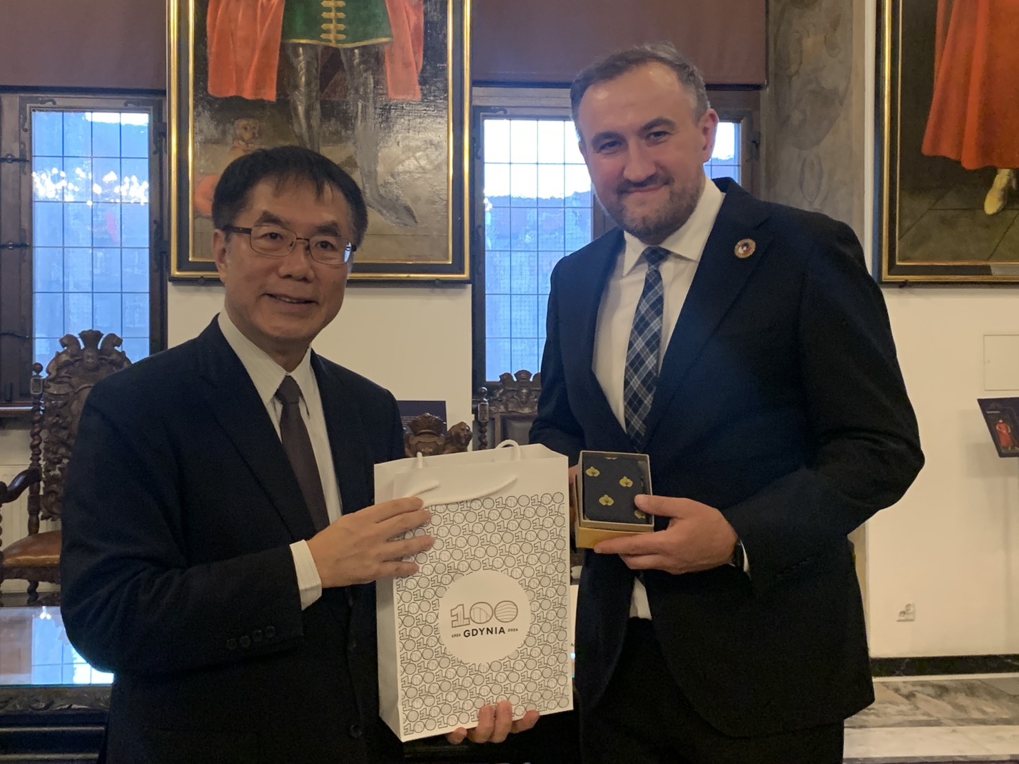 黃偉哲40小時高效出訪波蘭 拚經濟外交促台波產業合作 黃偉哲40小時高效出訪波蘭 拚經濟外交促台波產業合作